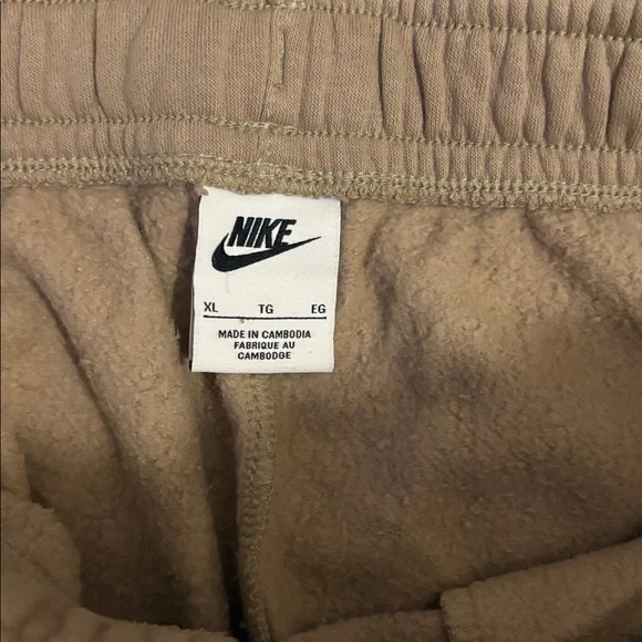 Nike Tan Hoodie and Joggers Set - Picture 6 of 6